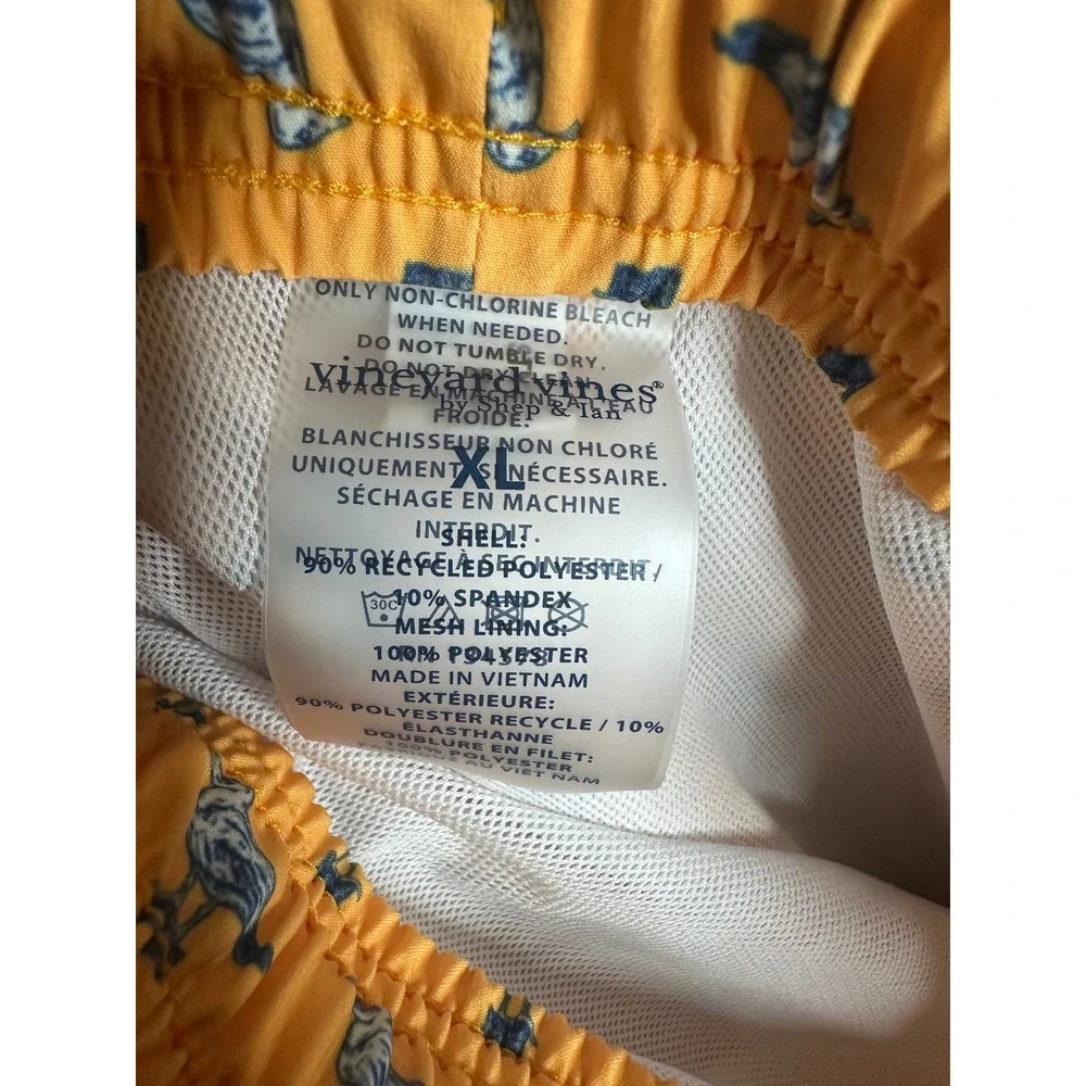 Vineyard Vines Mens Yellow Seagull Print Swim Trunks Board Shorts XL 3M001197